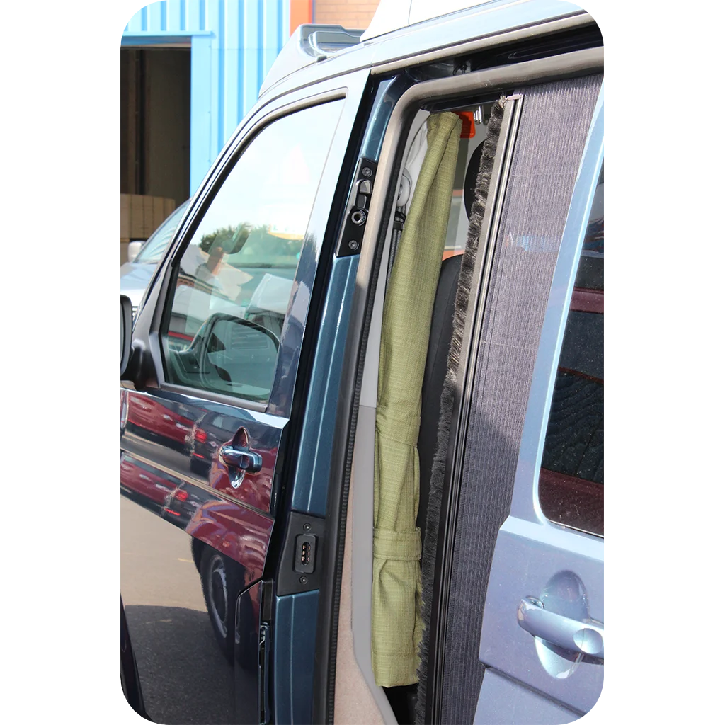 Horrex Mercedes Benz Sprinter High Roof LHD ( EU) Flyscreen - Image 17