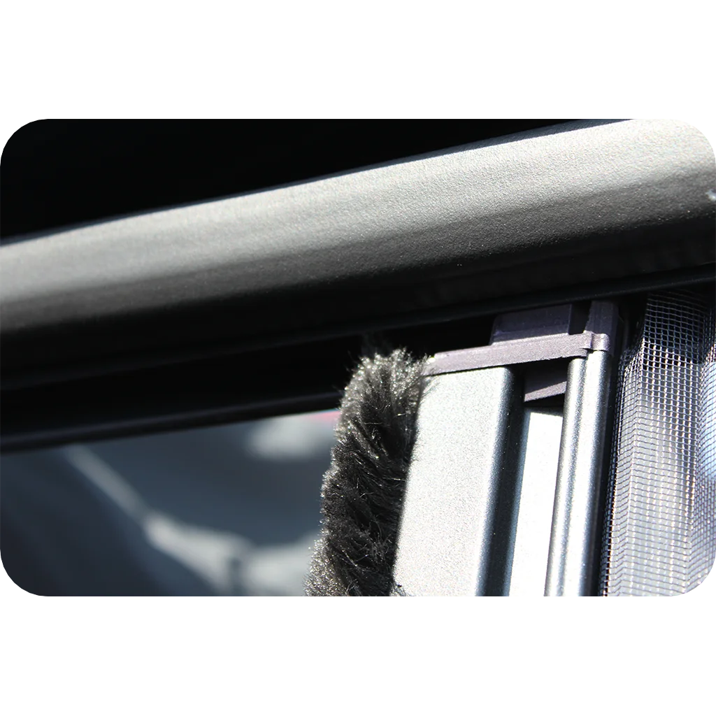 Horrex Mercedes Benz Sprinter High Roof LHD ( EU) Flyscreen - Image 3