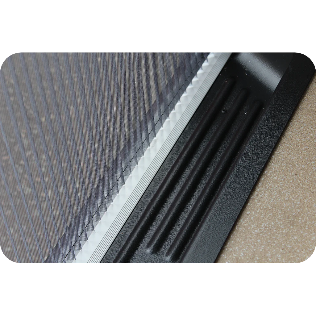 Horrex Mercedes Benz Sprinter High Roof LHD ( EU) Flyscreen - Image 7